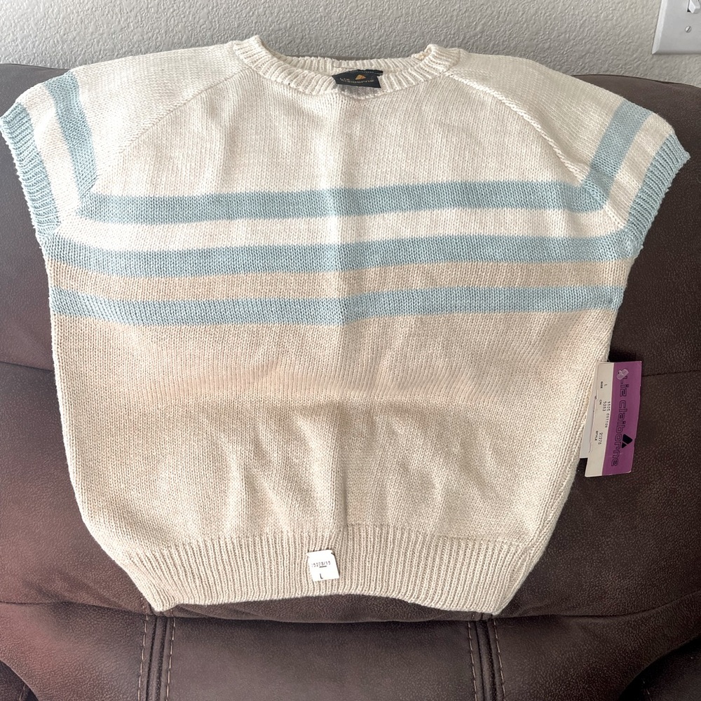 Liz Claiborne vntg short sleeve sweater